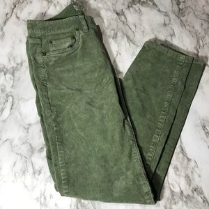 Vineyard vines women’s size 00 skinny corduroys
